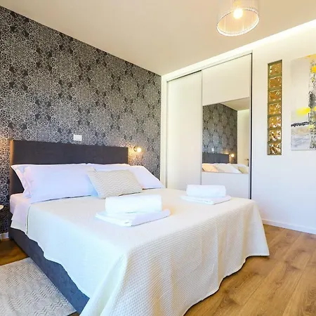 Apartamento Andri Zadar